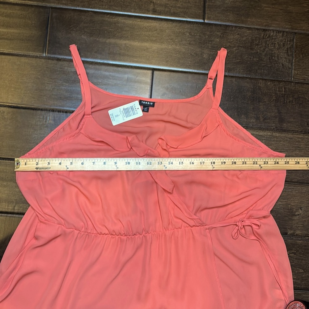 ❤️3/$30 Torrid Coral Blouse - Picture 5 of 9
